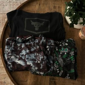 3 x Boys size Large Under Armour Hoodies